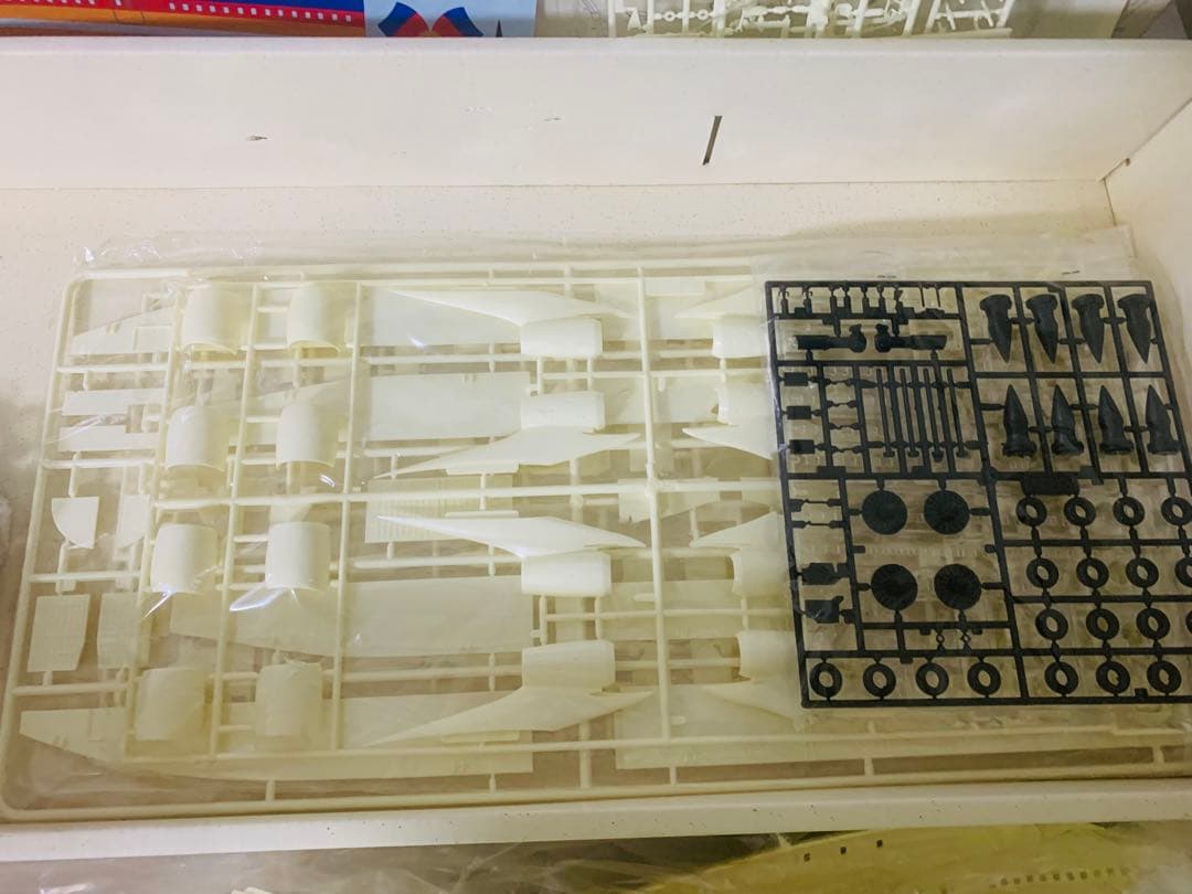 童友社１／１００ユナイテッド航空Ｂ７４７プラモデルキット