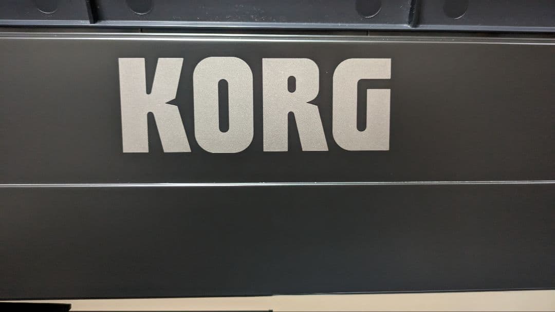 KORG　電子ピアノ　SP-170S　88鍵　ダンパースイッチ、譜面立て付属