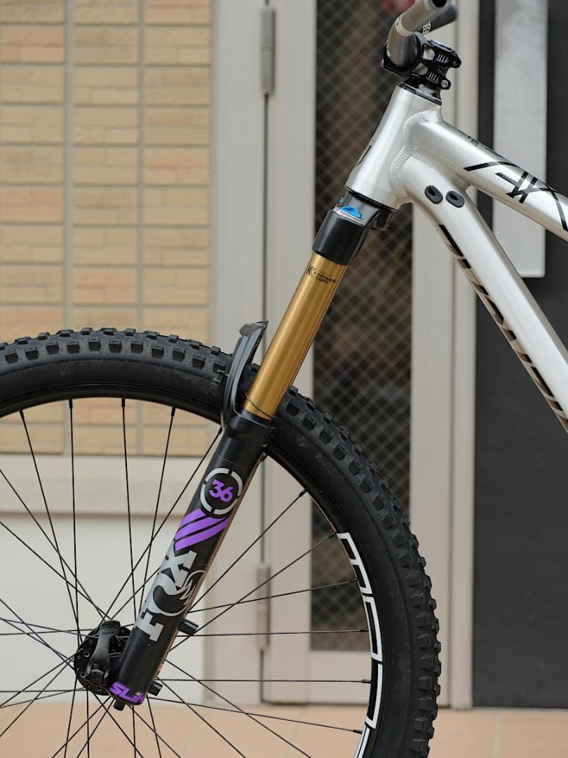Commencal  AM V4.2 コメンサル サス+ホイールSet