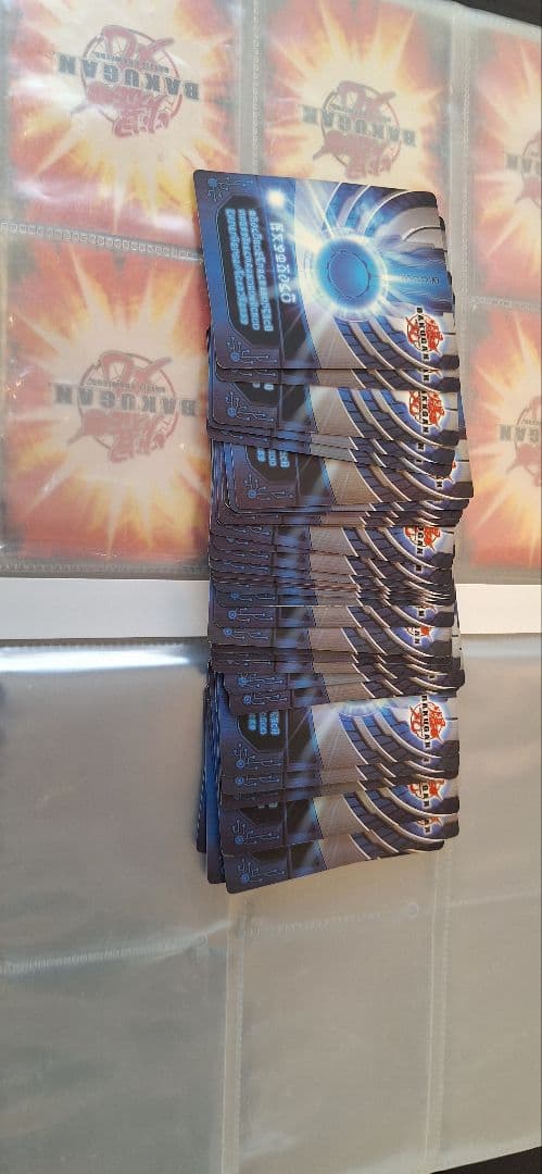 ノヴァヘリオス カードセット 激レアその他爆丸カードセット