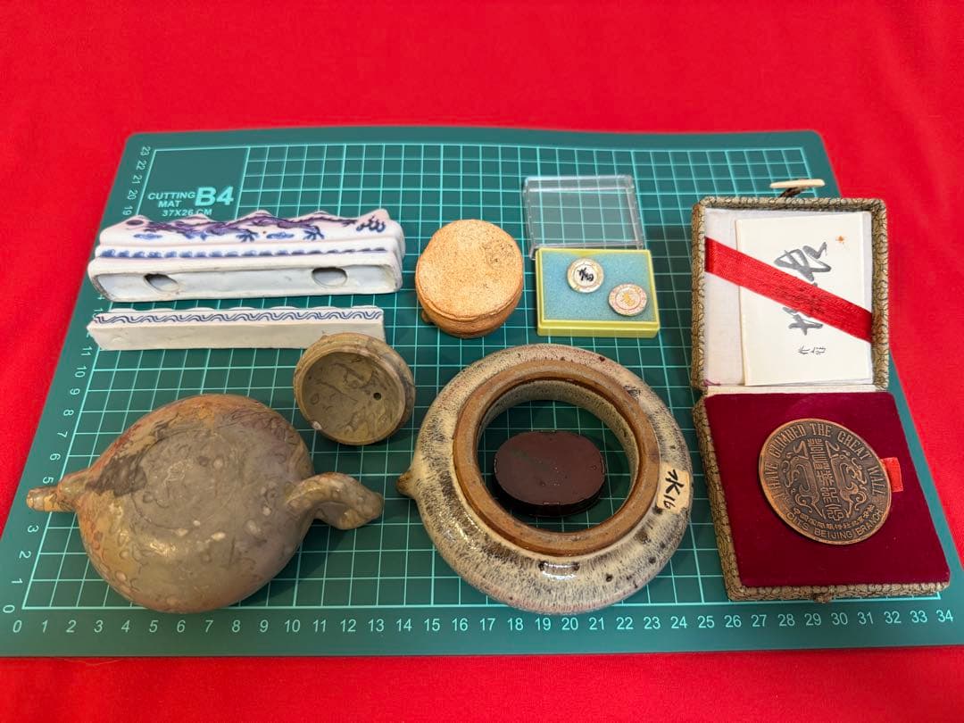 乾隆年製 ★☆朱肉 印泥 24K GP 水差し 水滴 書道 バッヂ 万里の長城