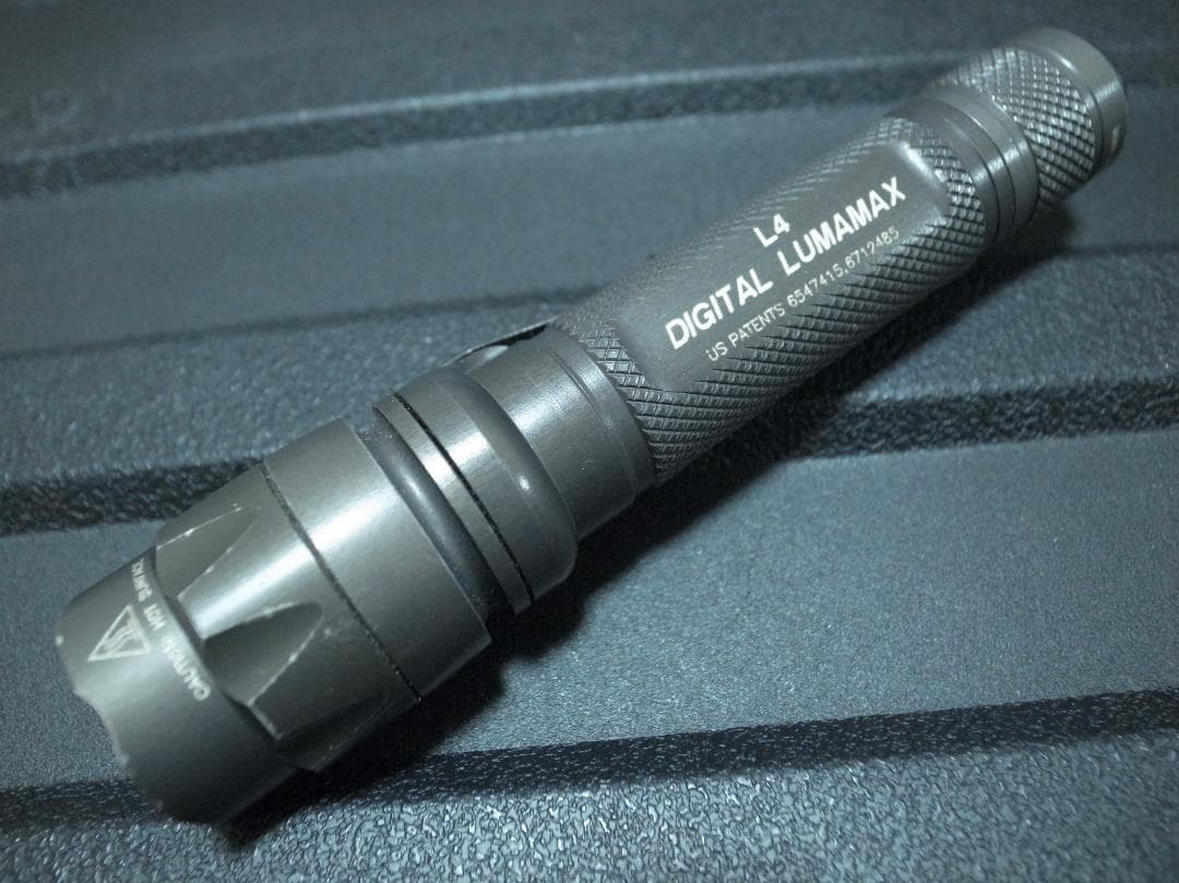 ライト・ランタン surefire l4