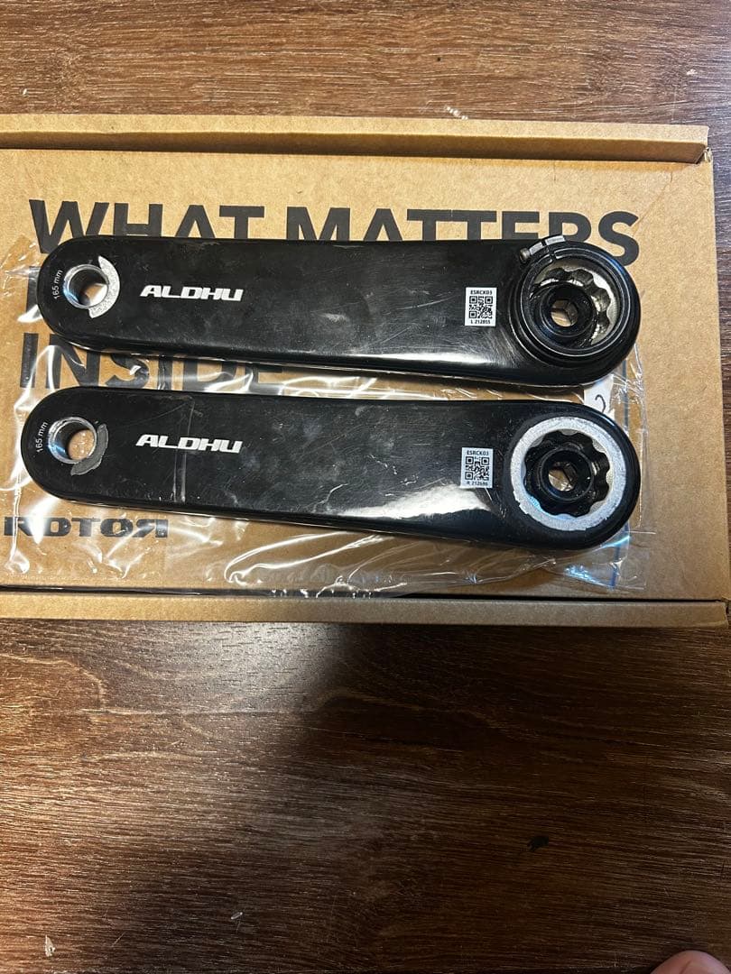 パーツ ROTOR ALDHU CARBON CRANK 165mm