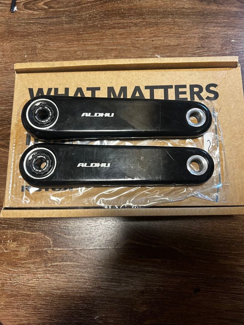 パーツ ROTOR ALDHU CARBON CRANK 165mm