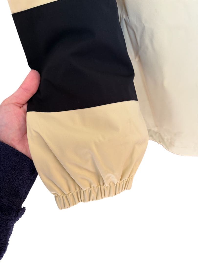 クイックシルバー　スノボウェア