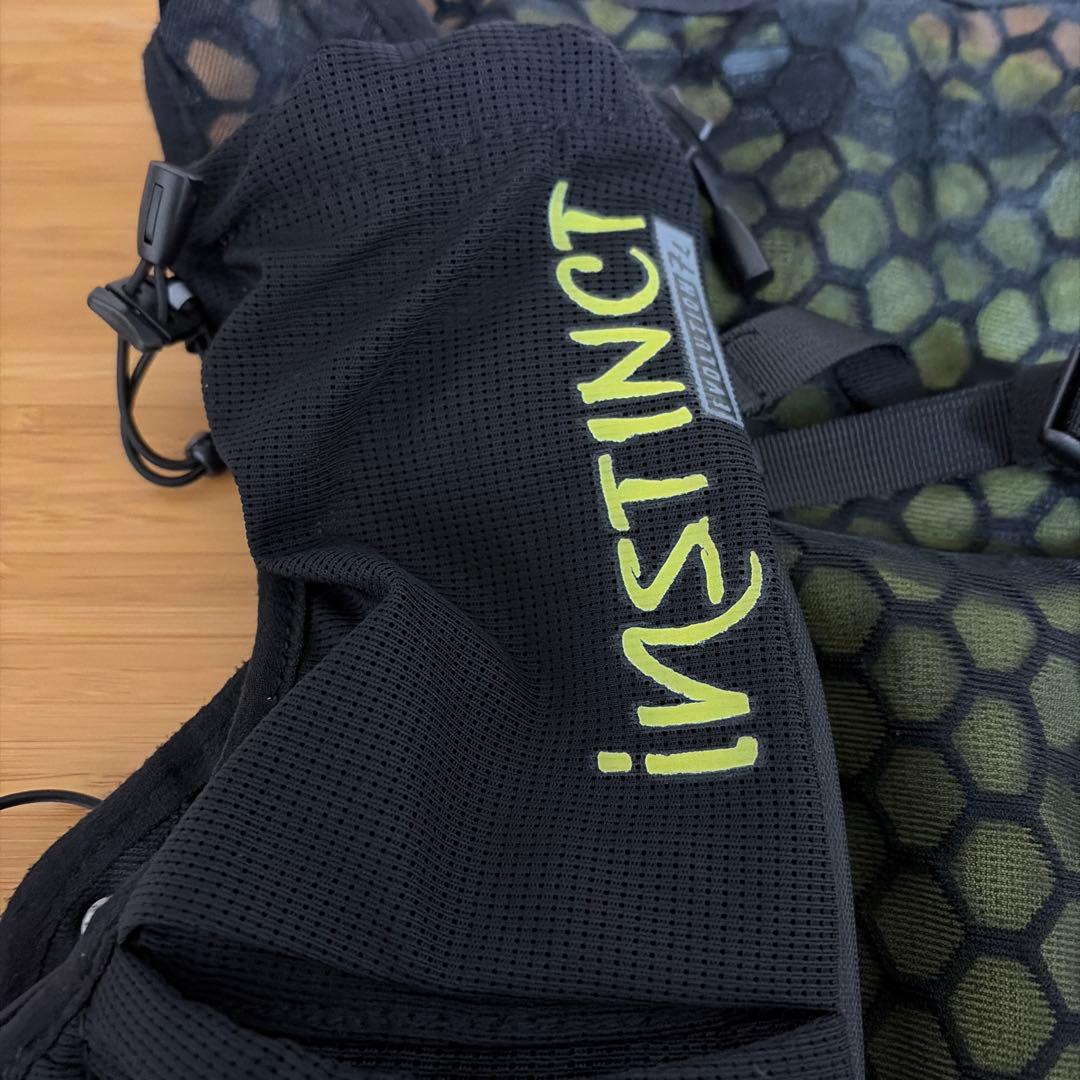 instinct evolution trail vest 7L トレランザック