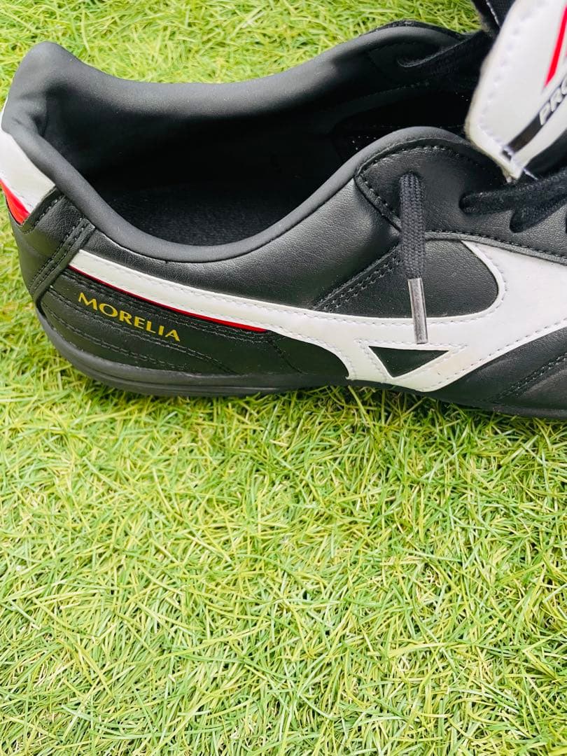 Mizuno サッカーシューズ 専用モデル ブラック/ホワイト　モレリア TF