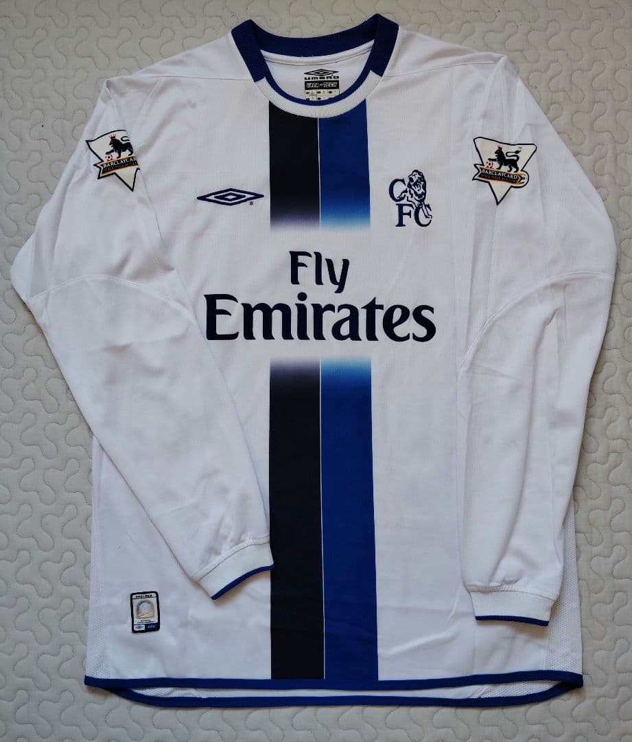 チェルシー　ユニフォーム　プティ　UMBRO