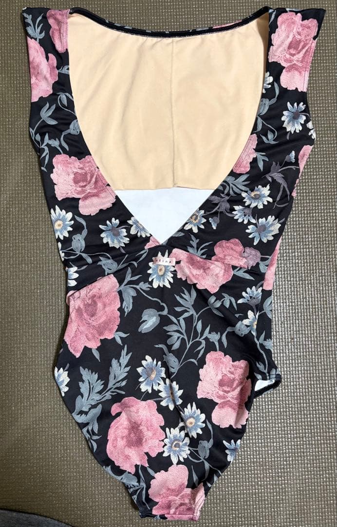 stina スティナ　レオタード　L