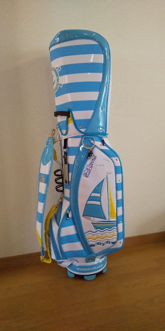ゴルフバッグ 青と白のストライプ