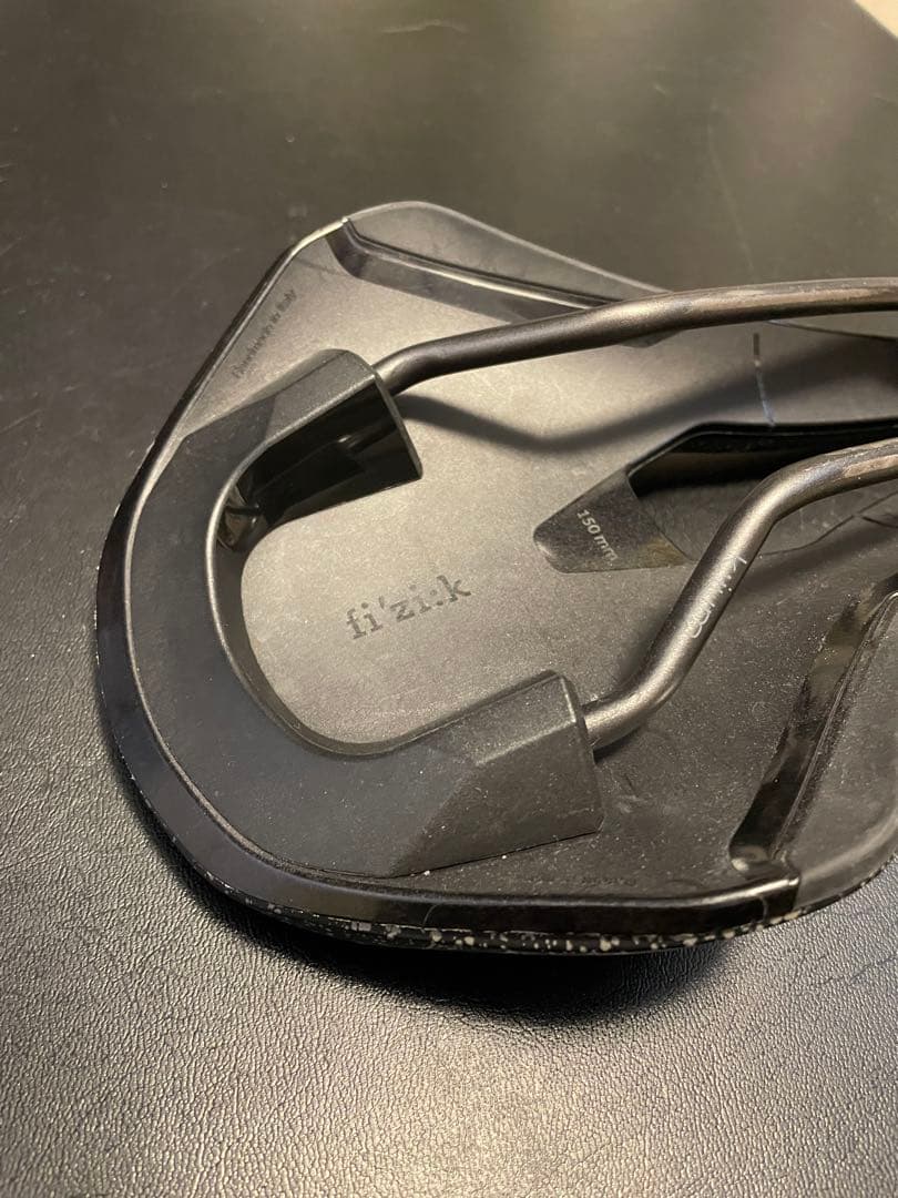 fi'zi:kフィジークサドル ARGO TEMPO150mm