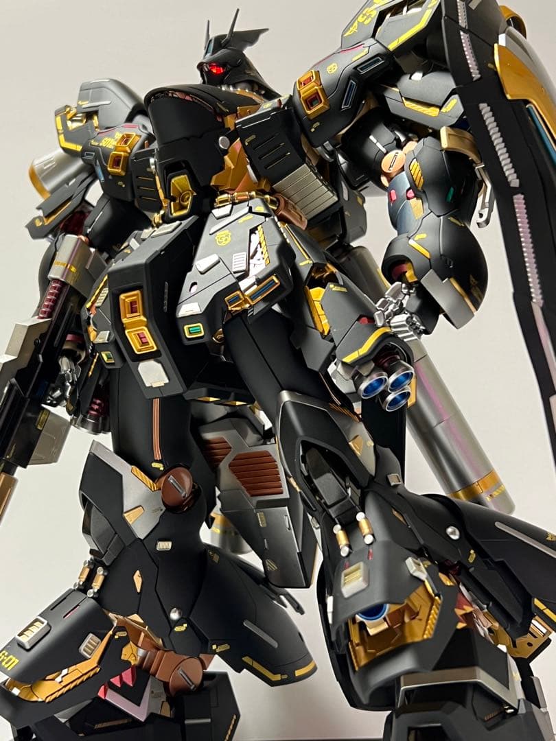 ガンプラ MG 1/100 サザビー Ver.Ka 塗装完成品