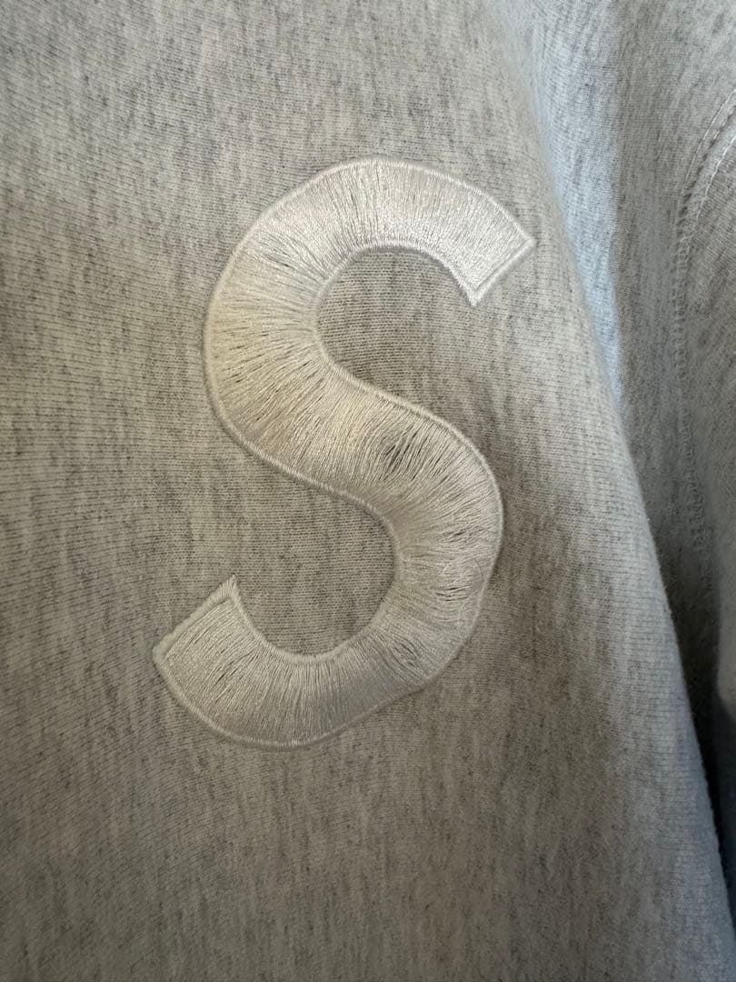 正規品　Supreme フーディ