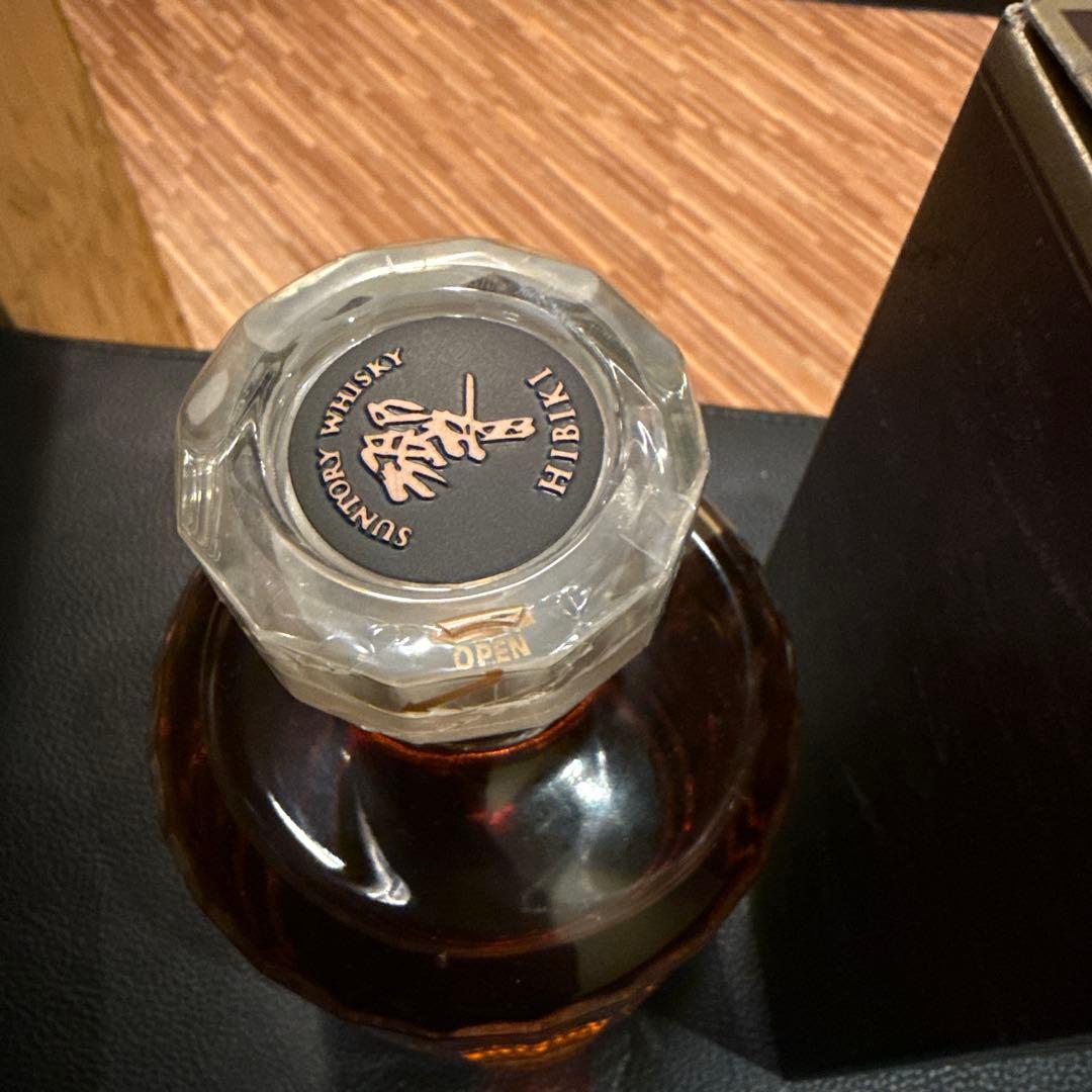 響 21年 サントリー　ウイスキー 700ml 新品未開封