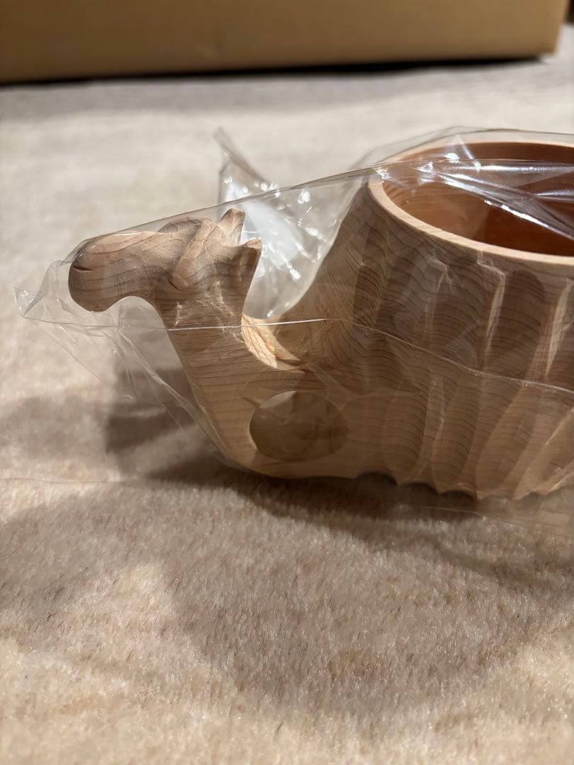 RAKUSA 木製ラクダ型マグカップ