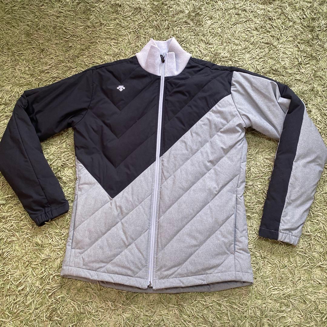 ミックスストレッチ切り替えグリーンダウンジャケット