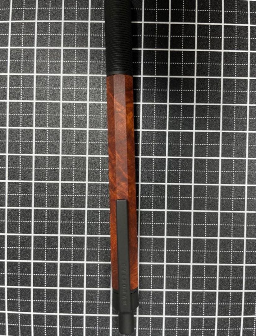 ラダイト　エバードロー銘木　本花梨瘤