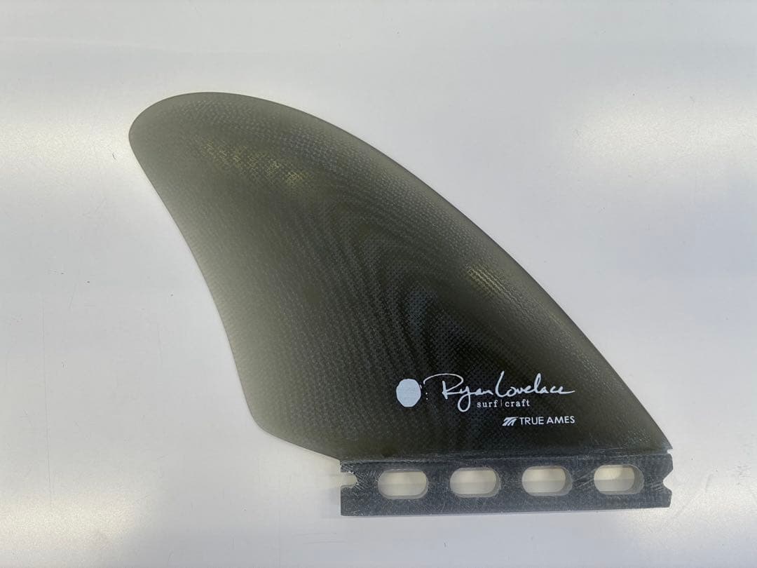 ライアンラブレス TRUEAMES ツインフィン