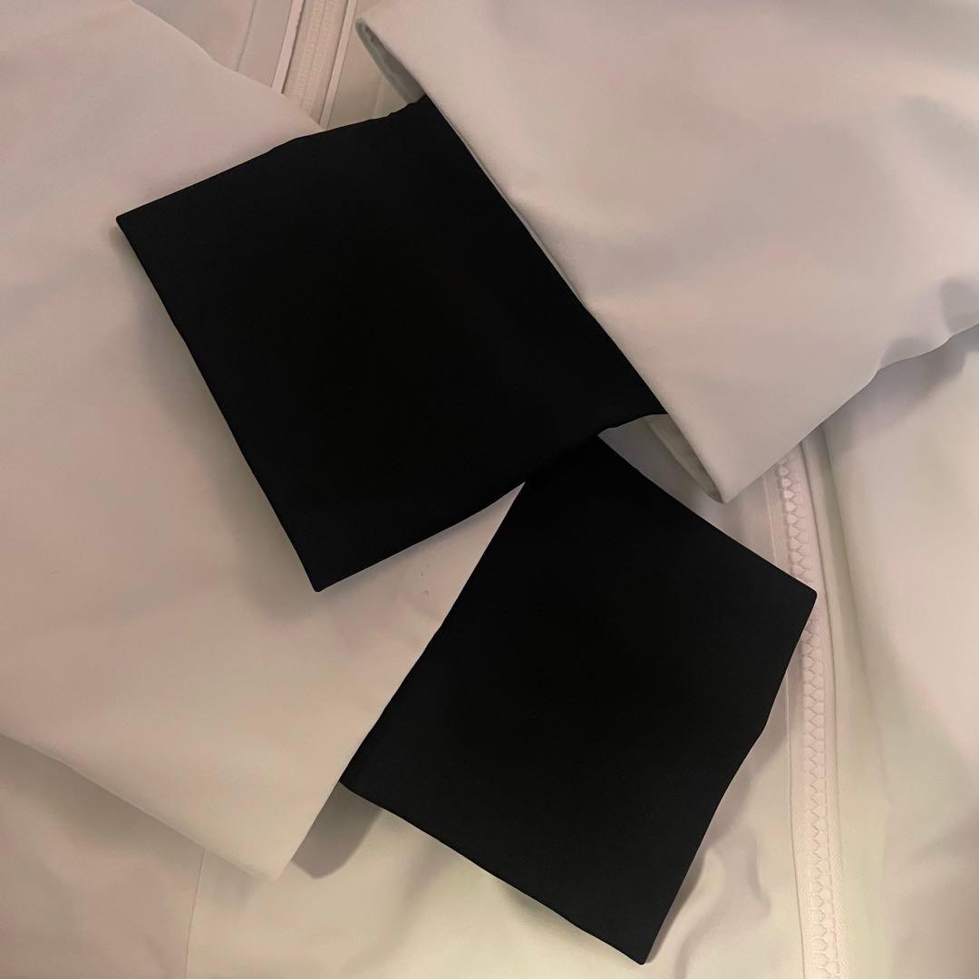 DESCENTE デサント　メンズスキーウェア　ルミナスホワイト　新品未使用