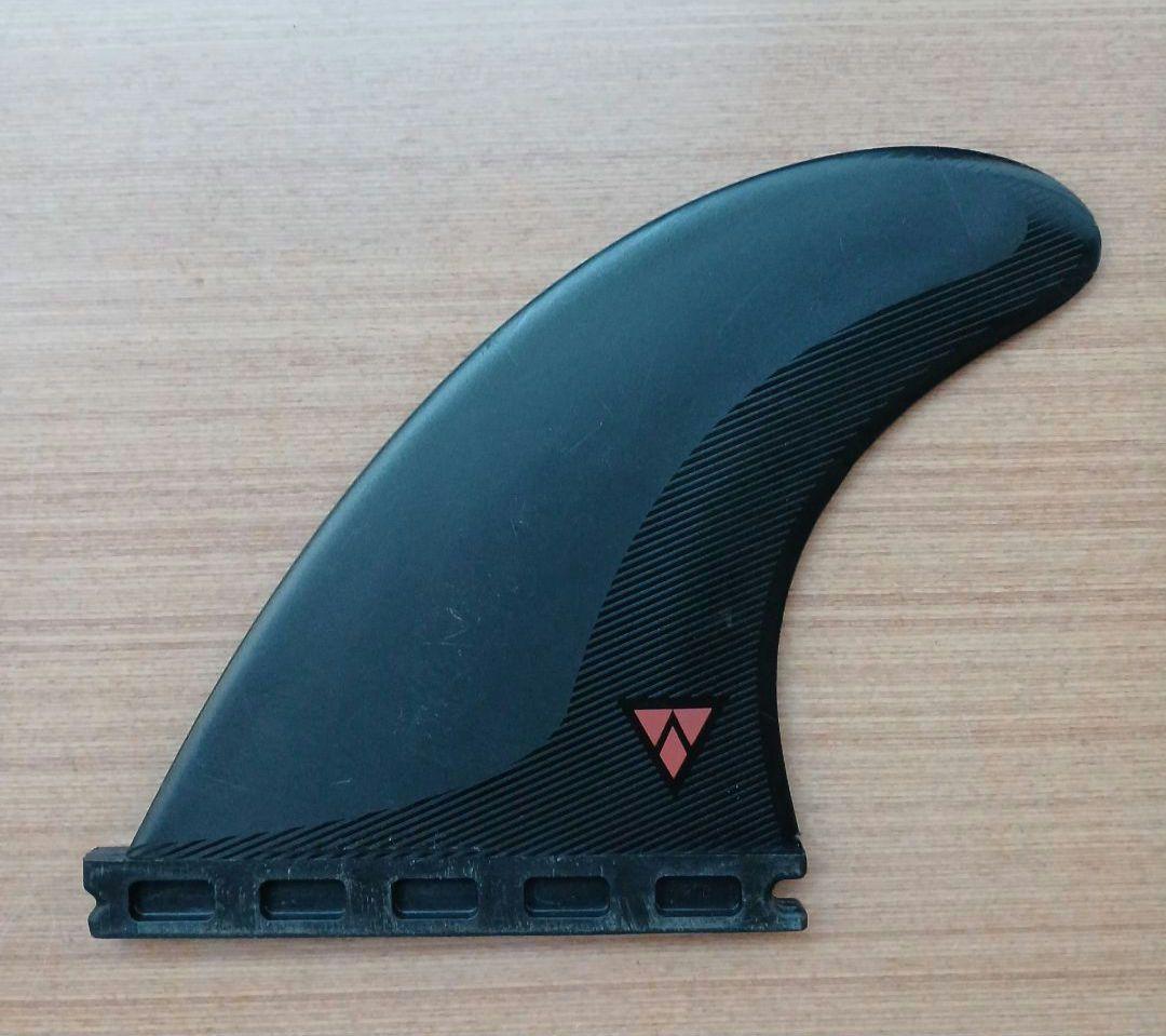 フューチャーフィン ALPHA 5.5 F4 CARBON　RED　トライフィン