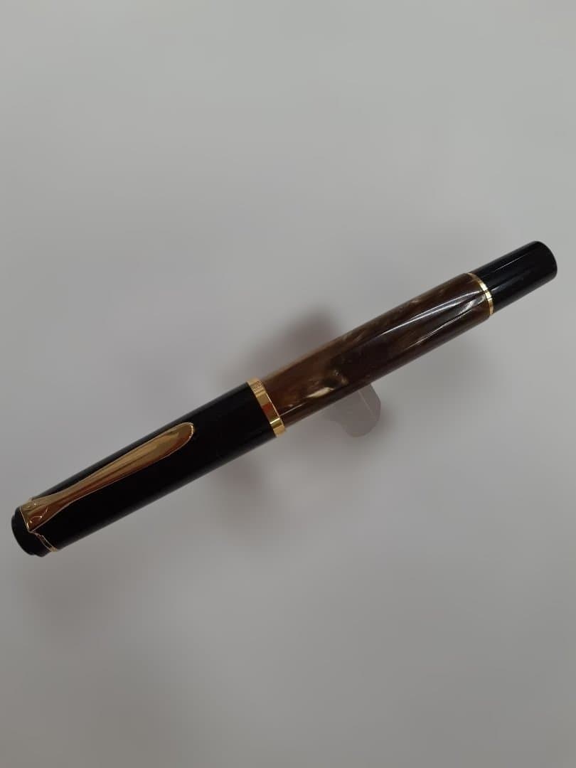 【新品未使用】ペリカン万年筆 クラシックM200マーブルブラウン