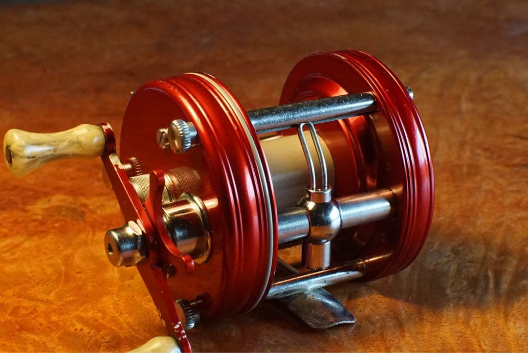 ABU アンバサダー 5000 メンテ済 フレーム修正済