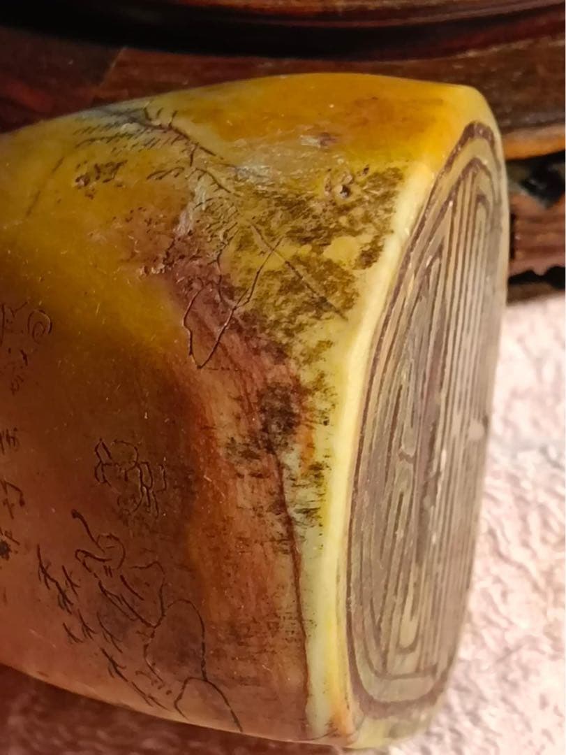 田黄石寿山石印章、天然石 彫刻 、清道光二年王作、449gサイズ約8×7×6cm