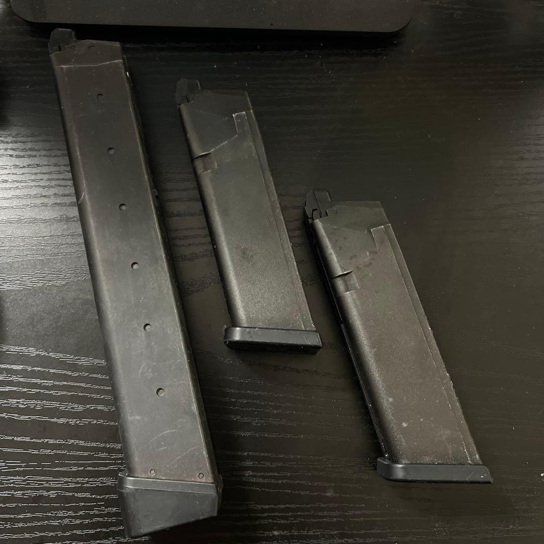 東京マルイ ガスブローバック Glock 18C マガジン3本付き