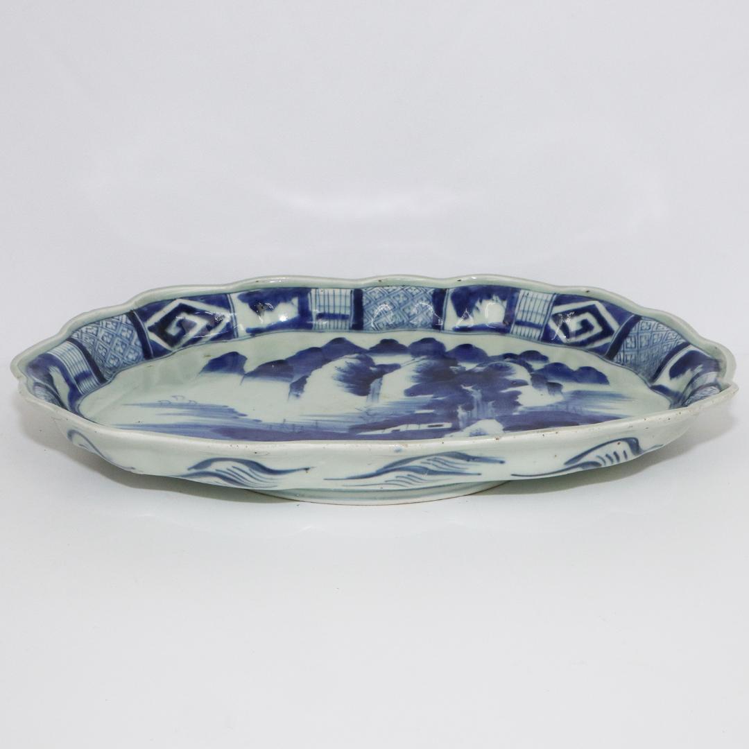 古伊万里 大皿 染付 在銘 龍 山水　幅32.5cm