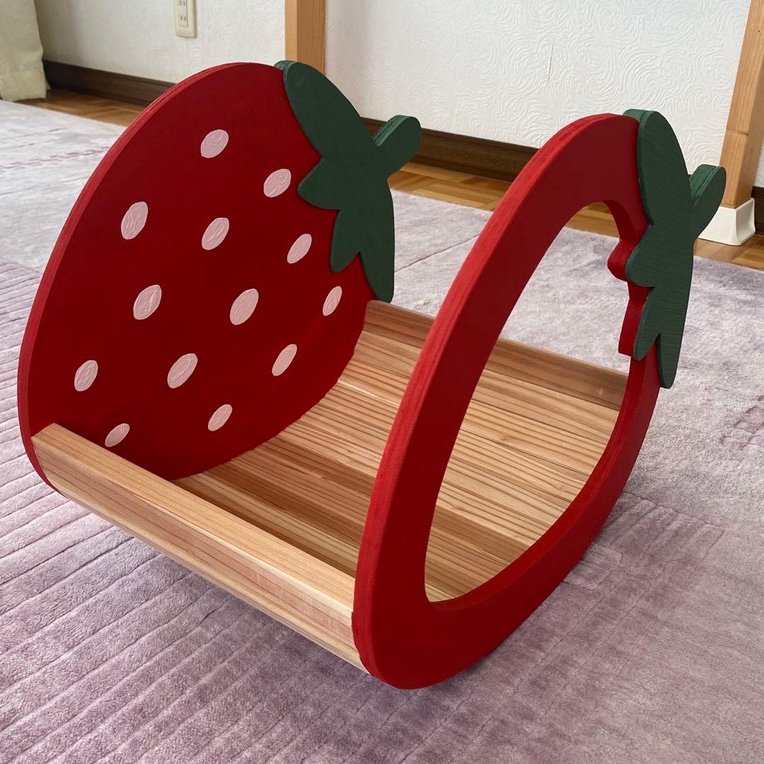 いちごのベッド