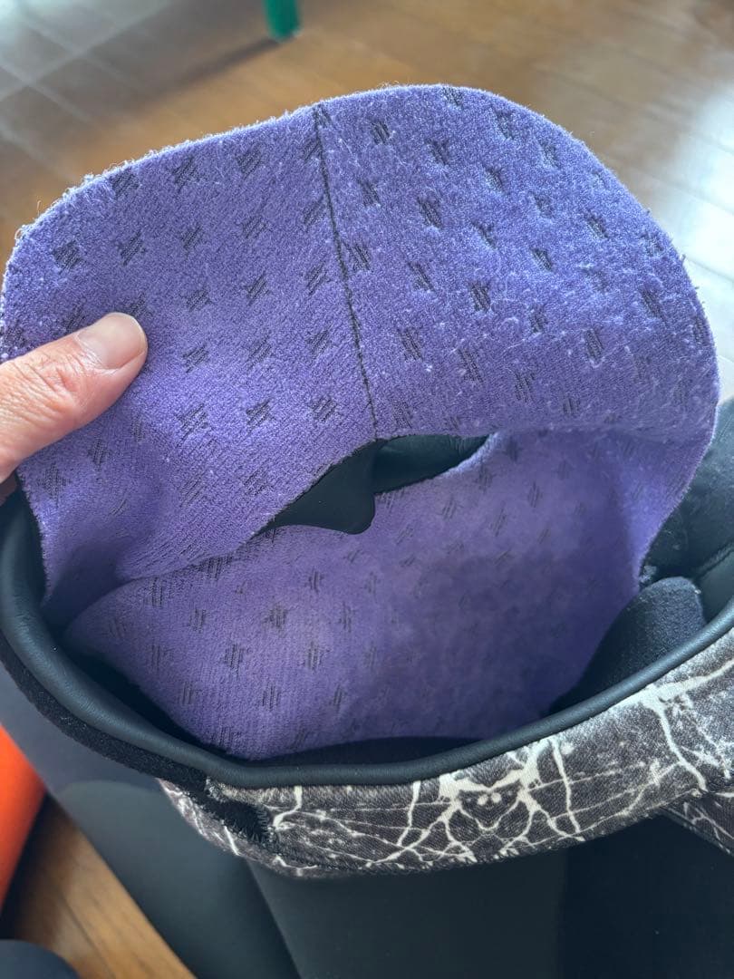 使用回数少　キッズ　セミドライ　130-135センチ