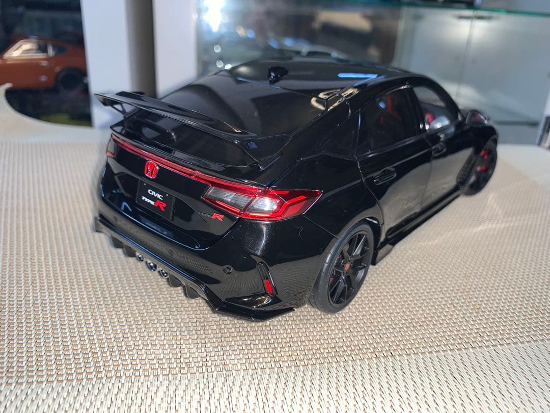 MOTORHELIX 1/18 ホンダシビックtypeR(ブラック)