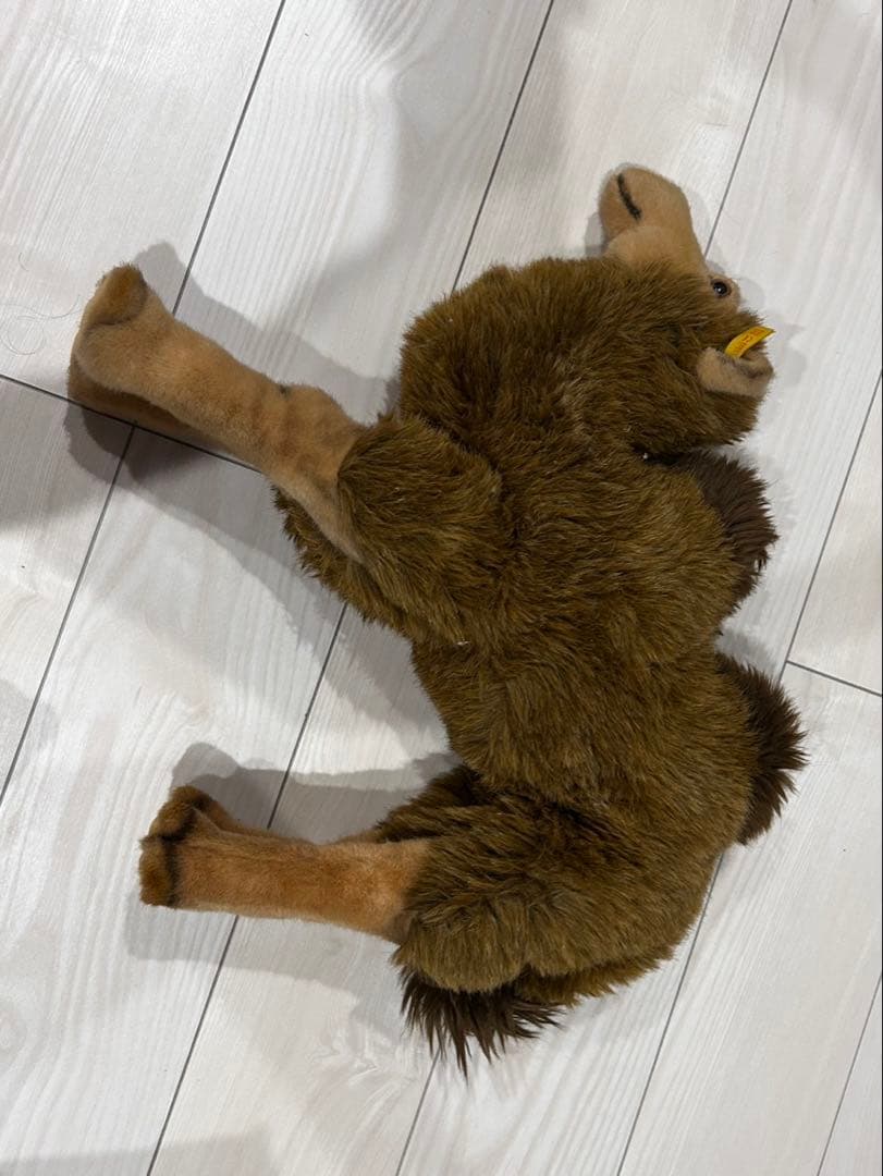 Steiff キャメル ぬいぐるみ 中型