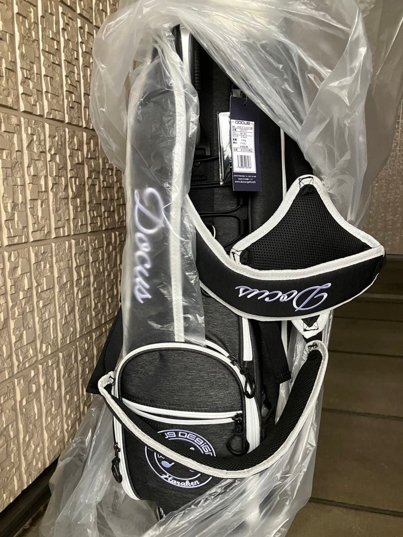 Docus Design ブラック キャディバッグ