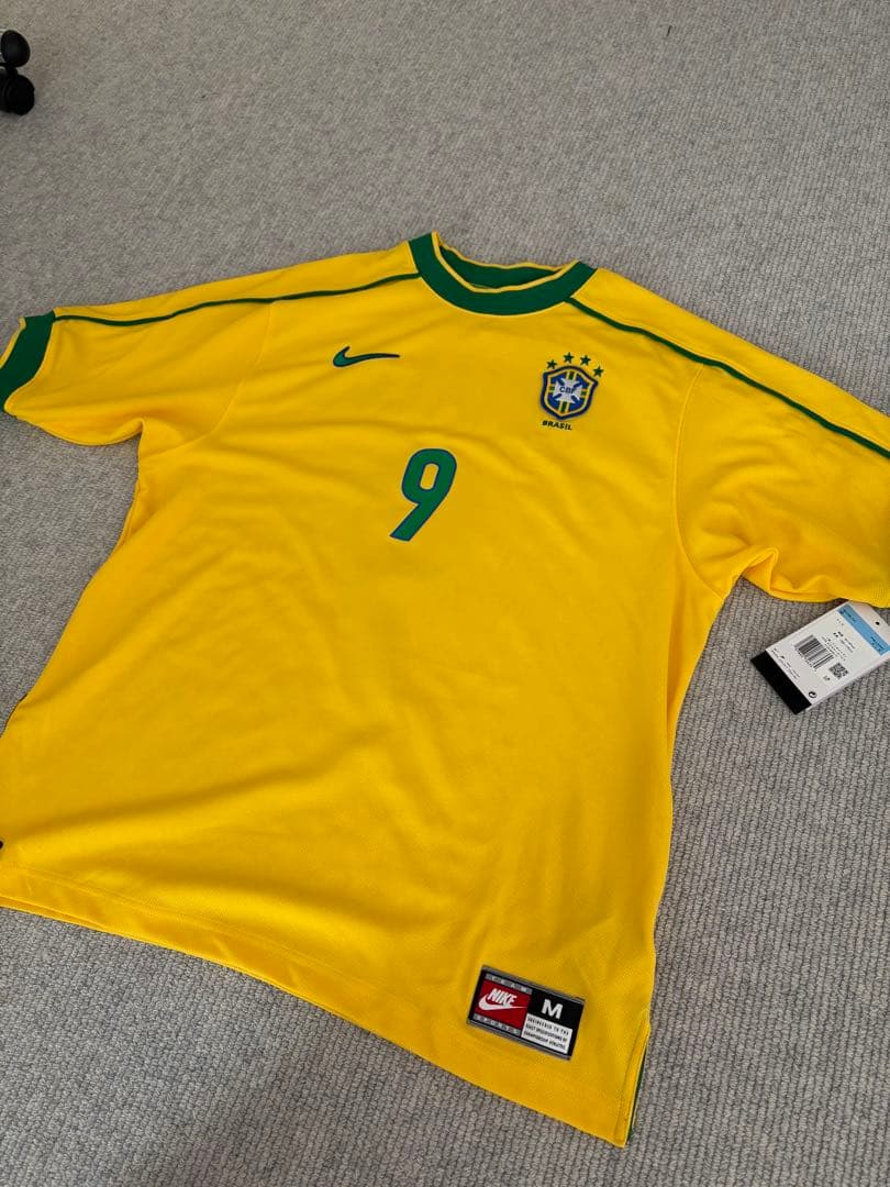 ロナウド　ブラジル代表　サッカー　ユニフォーム　新品タグ付き　M