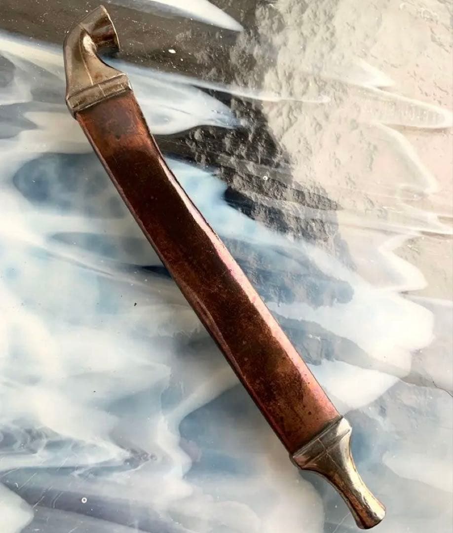 煙管　釣り人図彫刻