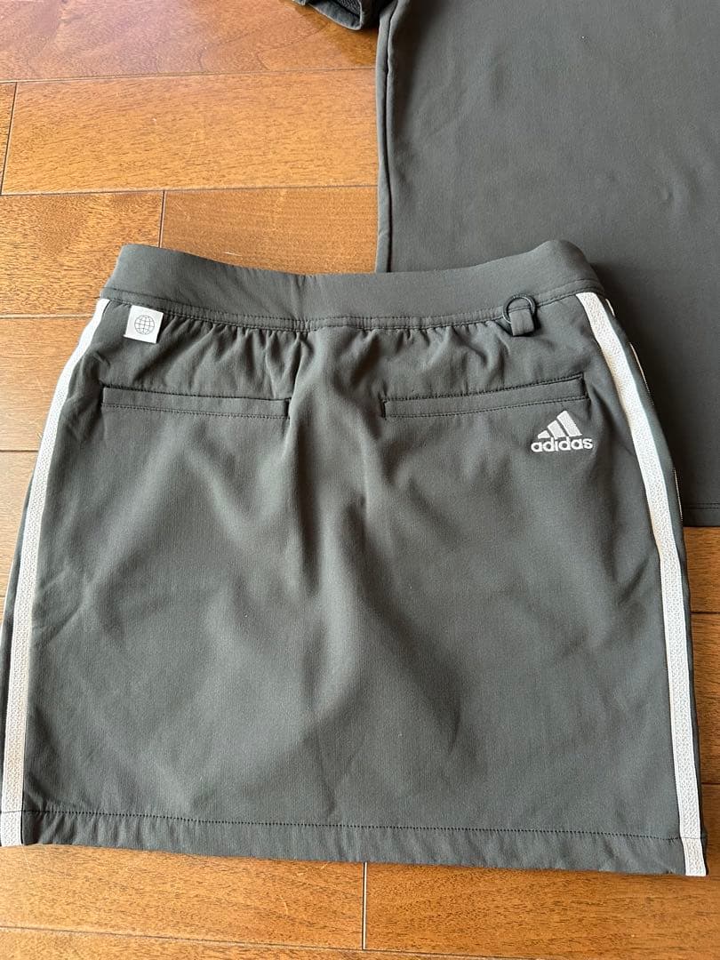お値下げ！adidas golf スリーストライプスゴルフウエア