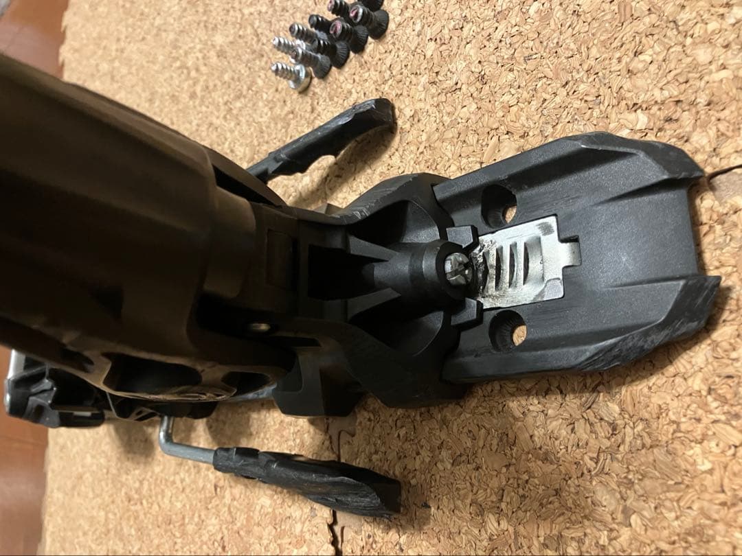 Marker Squire ビンディング ブラック　片側のみ