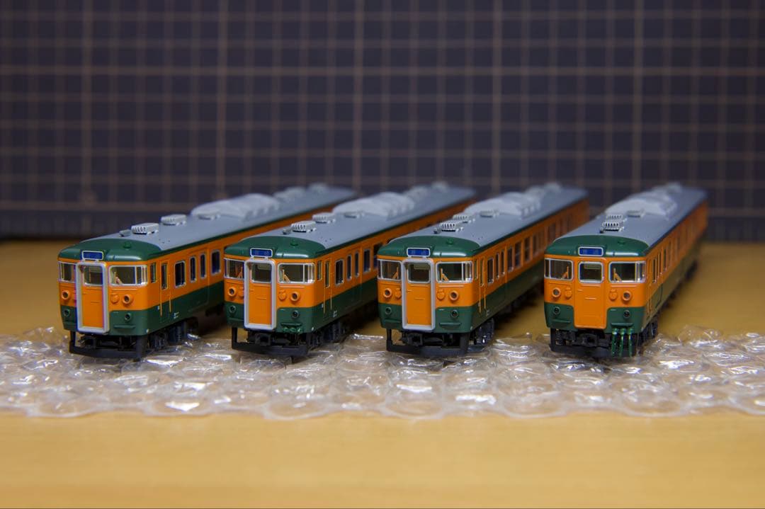 115系 300番台 湘南色 KATO 鉄道模型