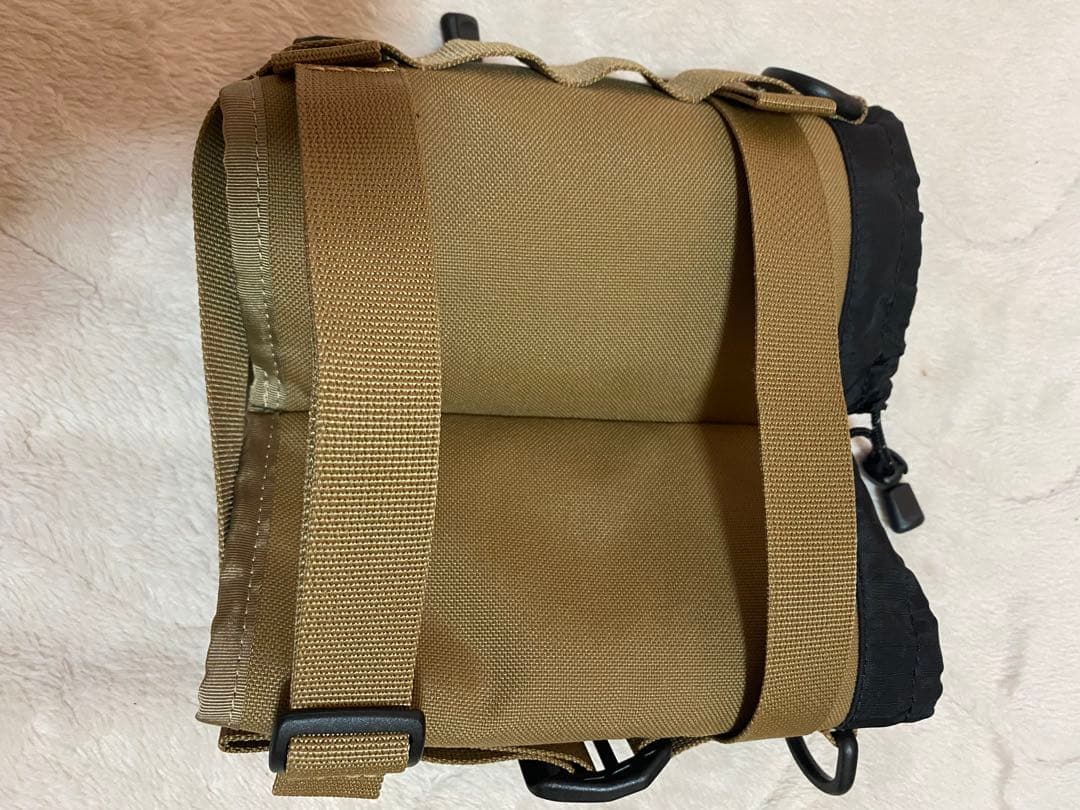 UNIT/04 YETI ハーフガロン　ジャグカバー