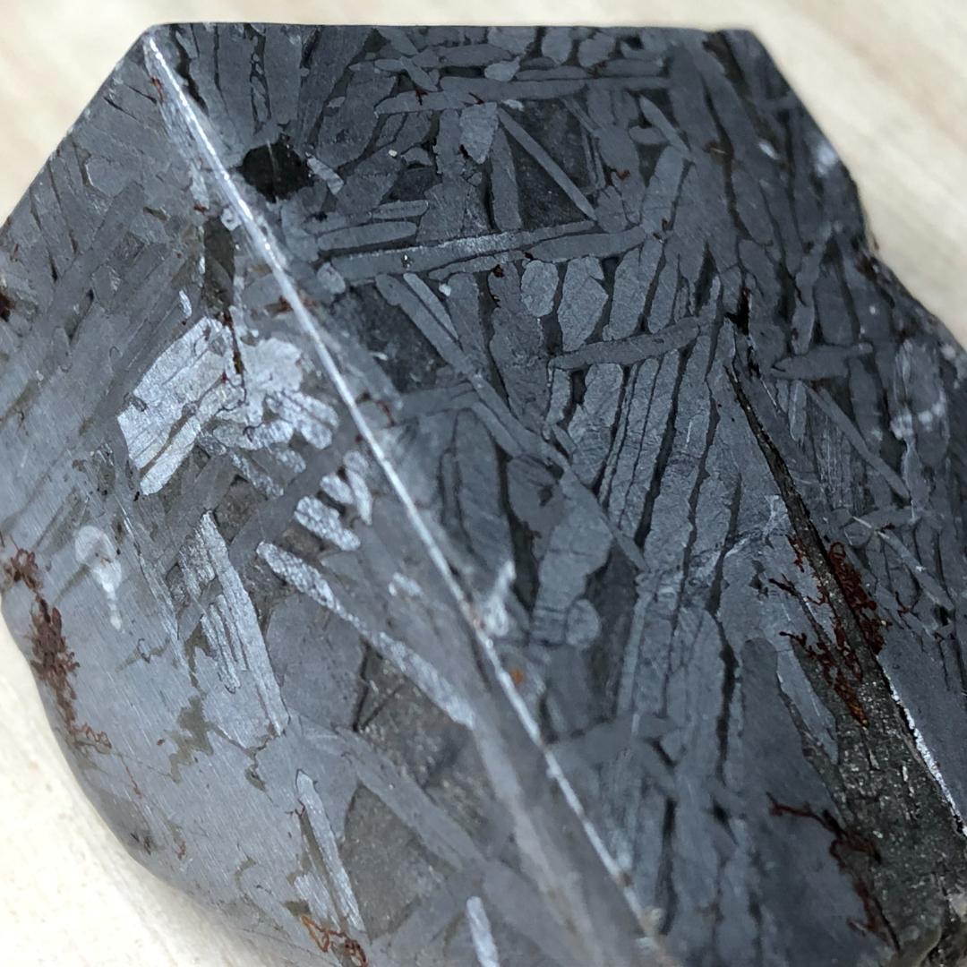 草*真様 隕石 鉄隕石　アルタイ隕石　外皮付き　ナチュラル 重さ約120ｇ　ケー