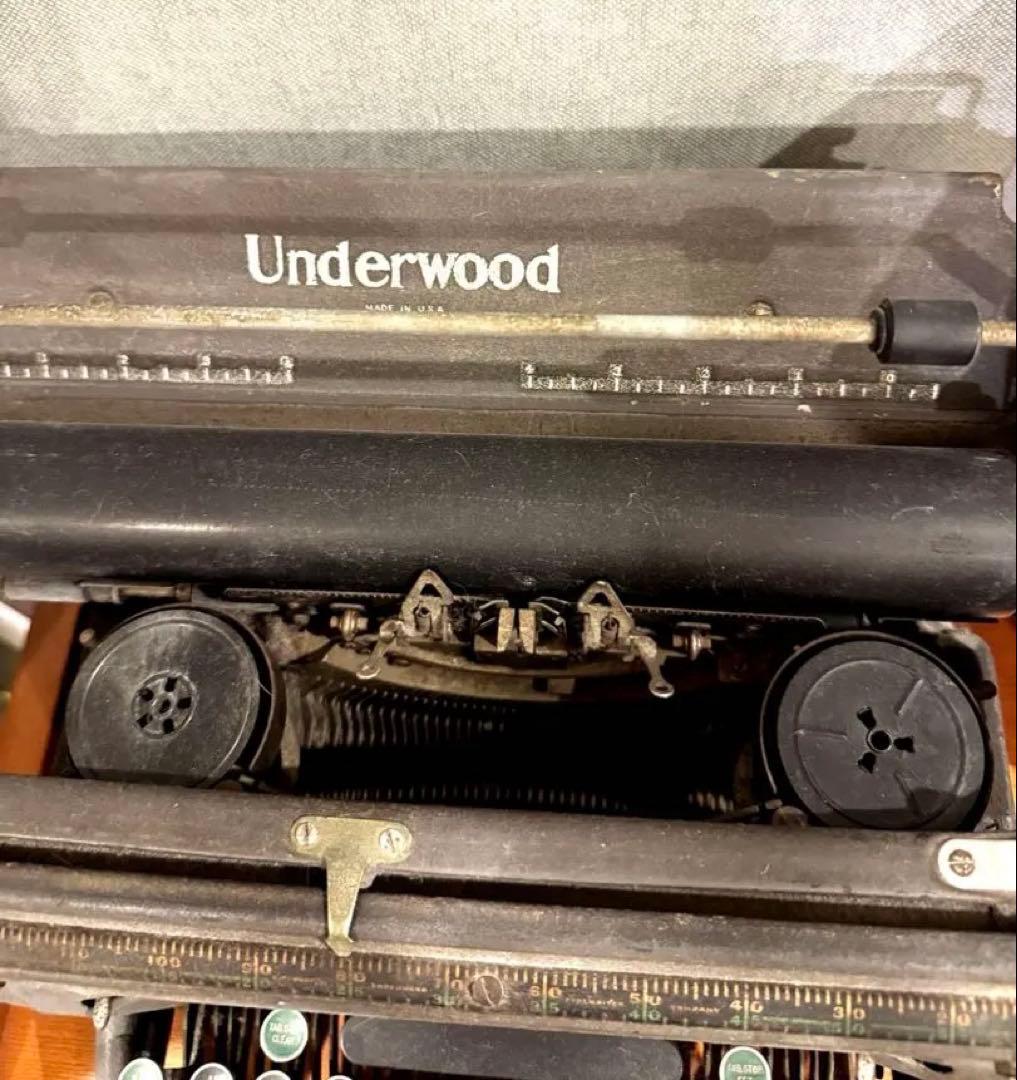 ジャンク品 Underwood 手動タイプライター グレー