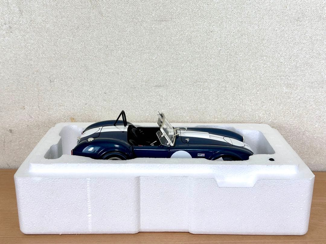 京商 1/18 シェルビー コブラ 427 S/C (ダークブルー)