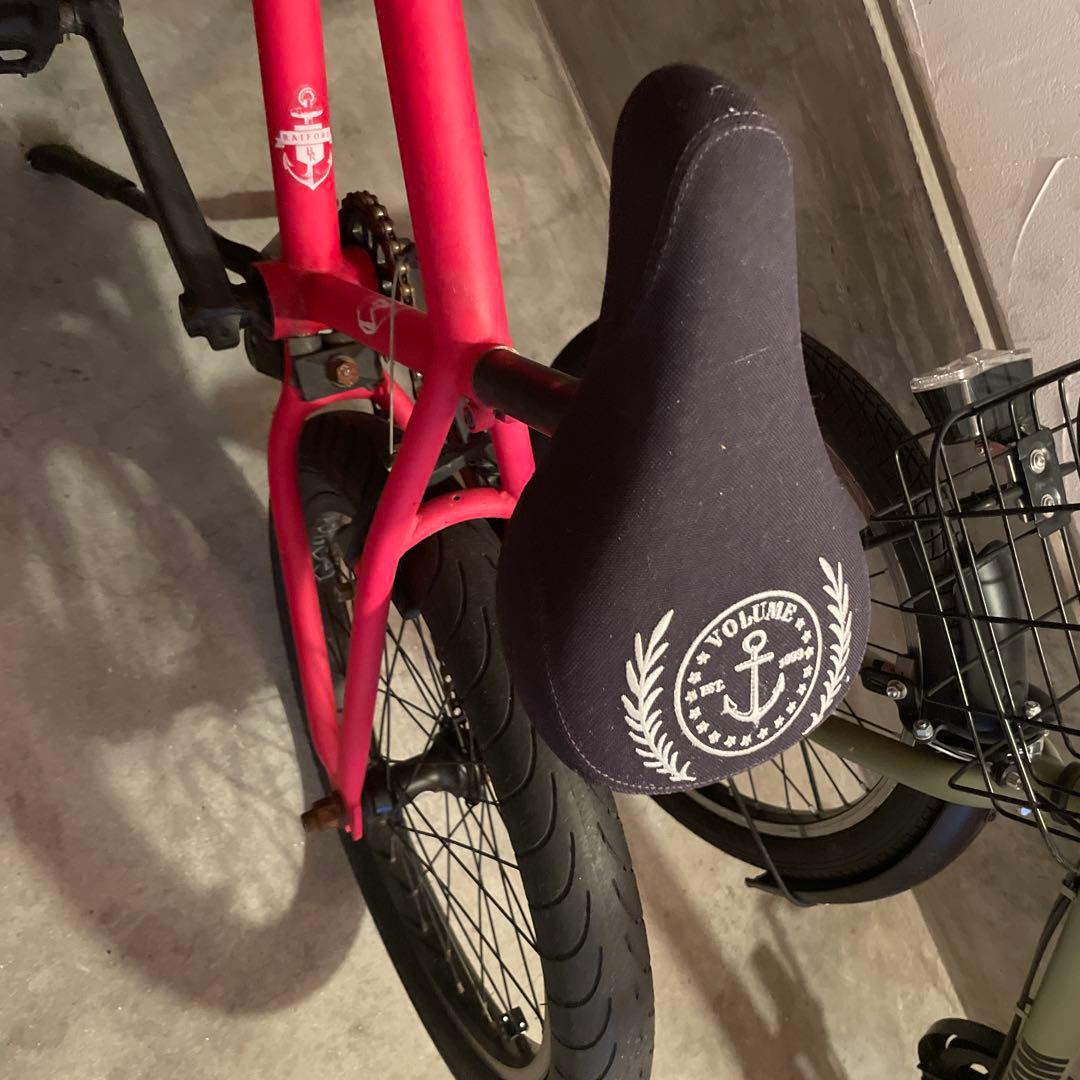 Volume レッド BMXバイク