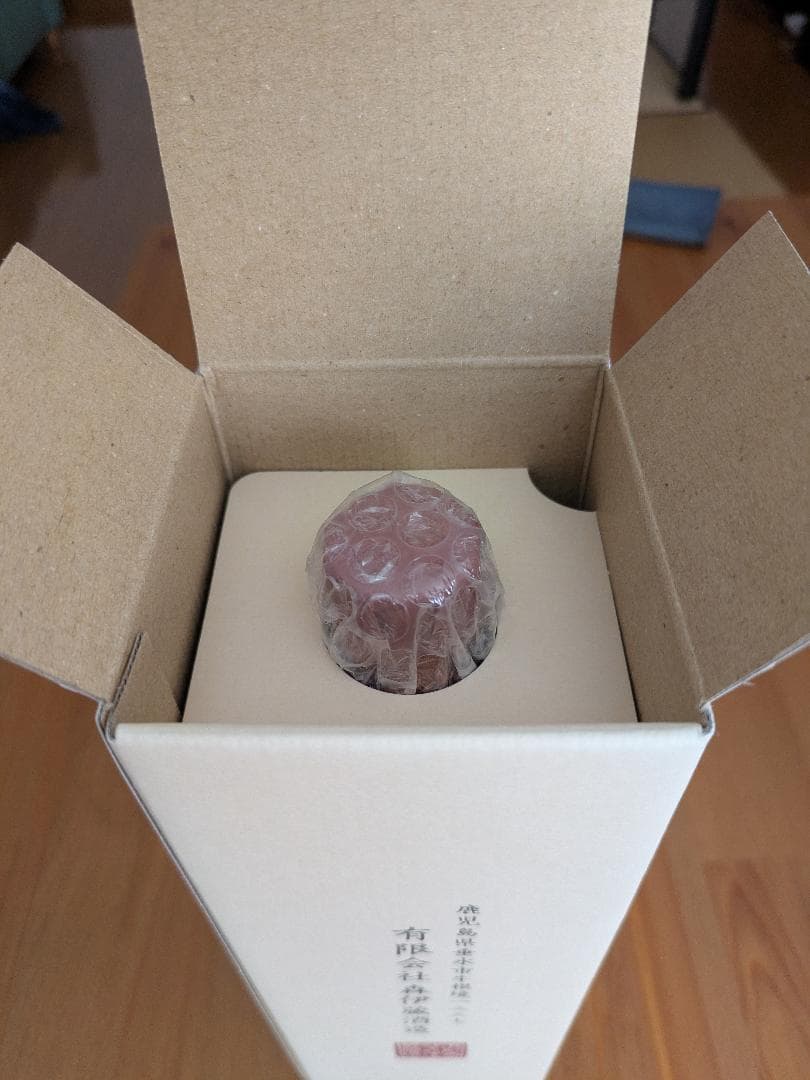 森伊蔵 本格焼酎　７２０ml　箱入り