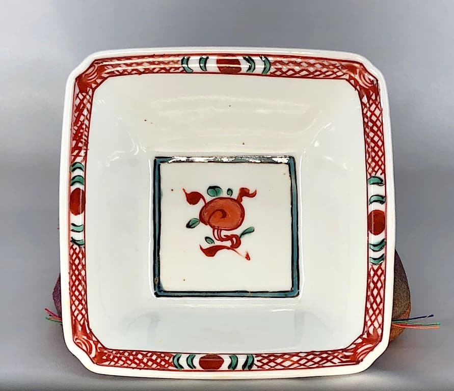 渋草焼　不詳　呉洲赤絵五彩赤玉花卉「玉堂佳器」文鉢　四客揃　無傷　箱合　古物。