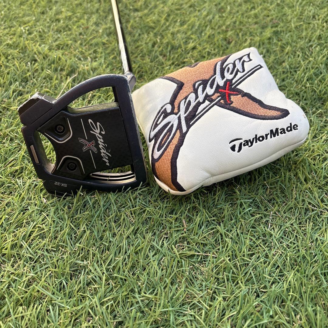 レフティ　スパイダーＸ　パター