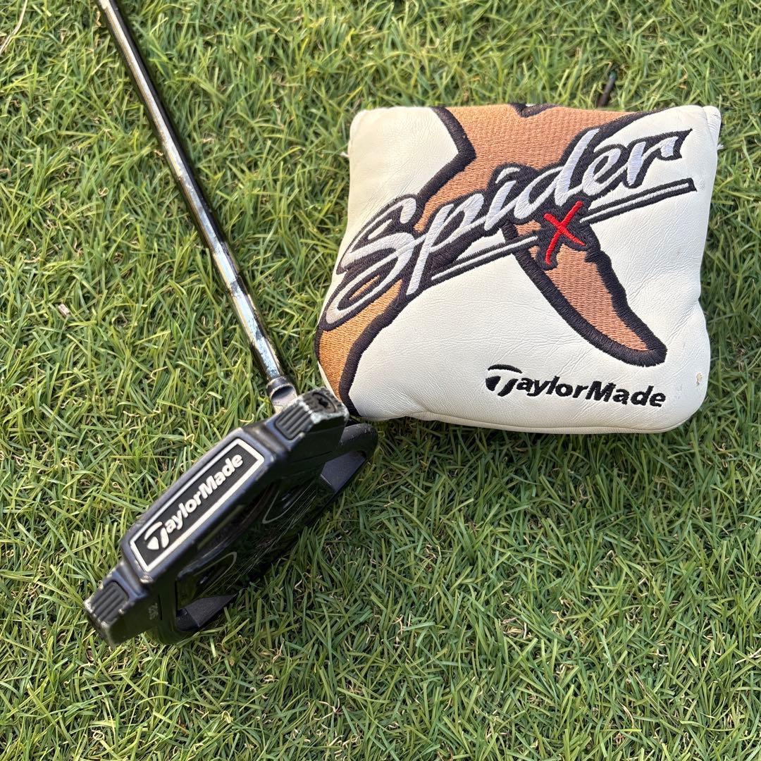 レフティ　スパイダーＸ　パター