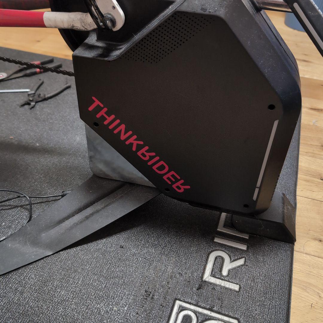 THINKRIDER X5 トレーニングローラー台 スマートローラー