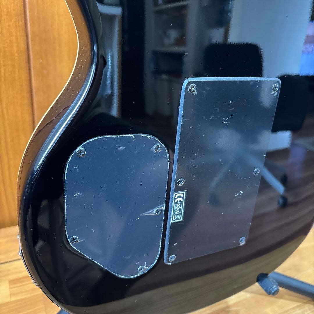 希少 Sterling by MUSIC MAN SUB AX4 TBL